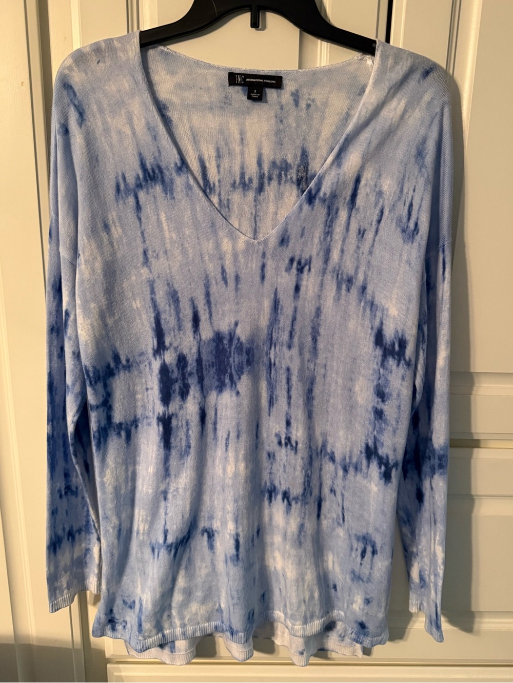 INC International Concepts Blue Tie-Dye V-Neck Sweater size small